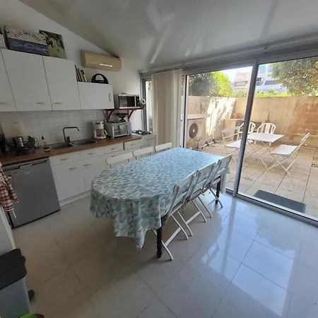 T3 Centre De Motte N1 24 *